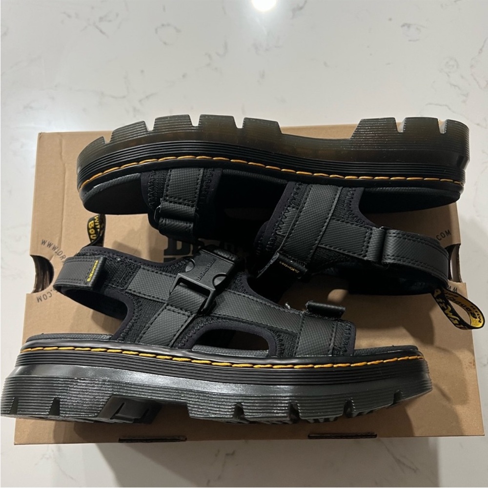 Dr Martens Forster Webbing Sandals